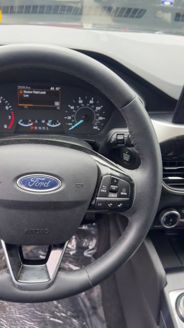 Certified 2022 Ford Escape SEL AWD/4WD image 10