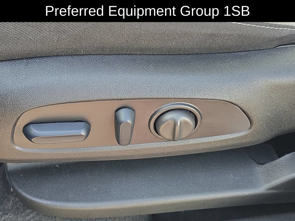 Used 2024 Chevrolet Equinox LS w/ LS Convenience Package FWD image 7