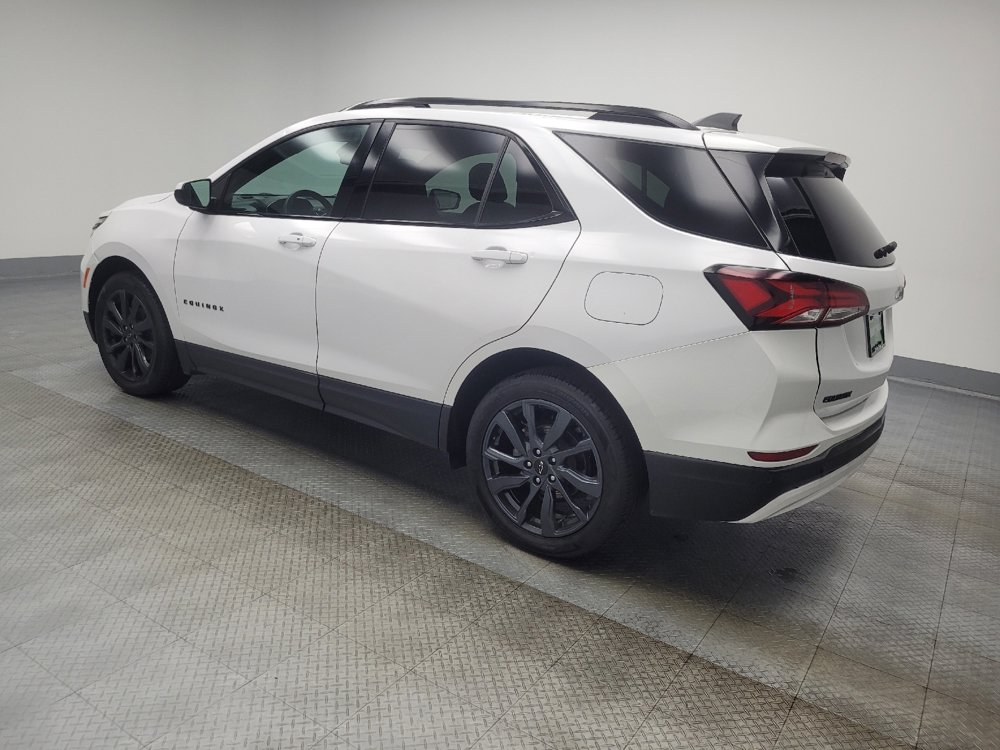 Used 2023 Chevrolet Equinox RS image 3