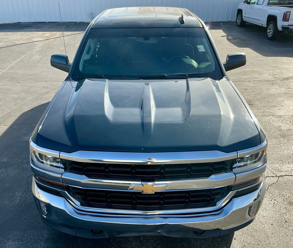 Used 2018 Chevrolet Silverado 1500 LT w/ All Star Edition image 11