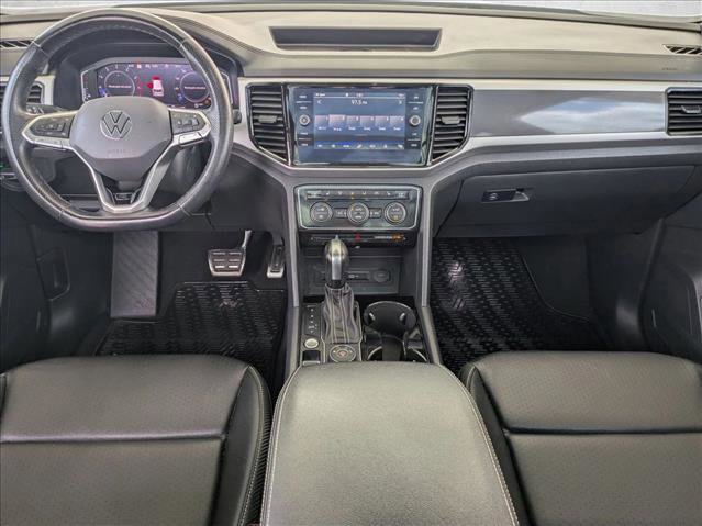 Used 2023 Volkswagen Atlas Cross Sport SEL R-Line image 19