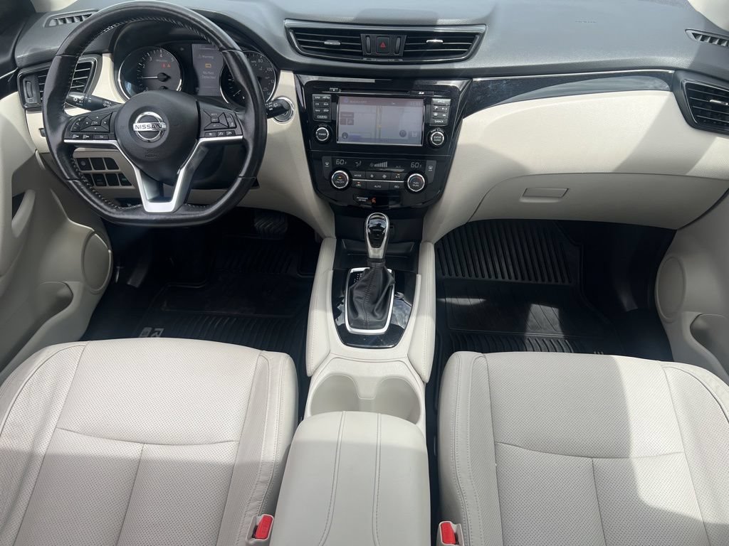 Used 2018 Nissan Rogue Sport SL w/ SL Premium Package AWD/4WD image 18
