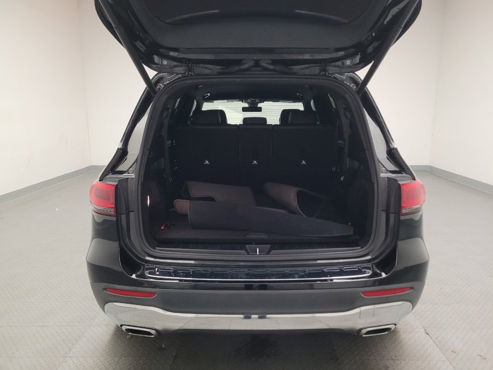 Used 2021 Mercedes-Benz GLB 250 w/ Premium Package image 29