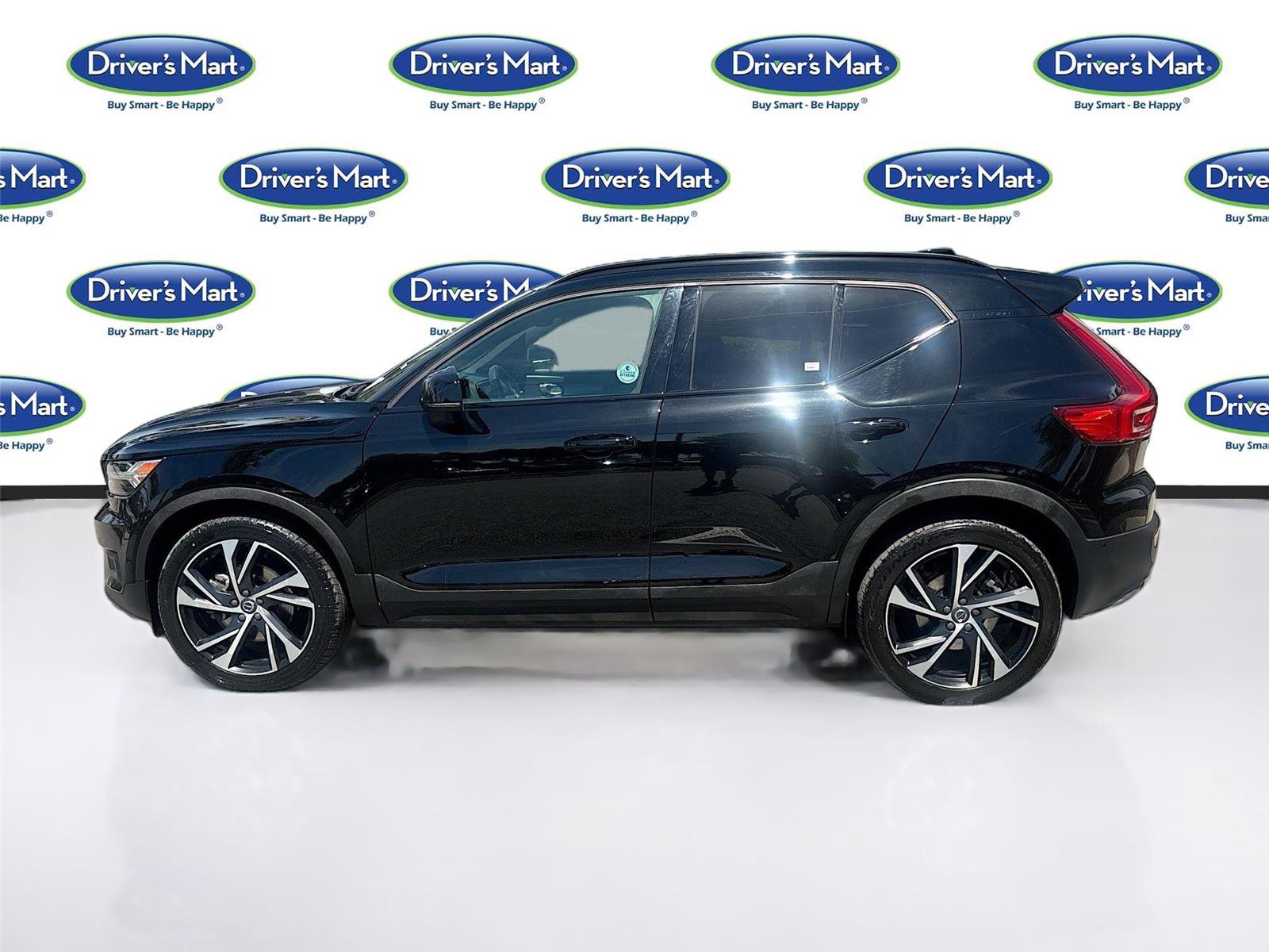 Used 2019 Volvo XC40 T5 R-Design AWD/4WD image 4