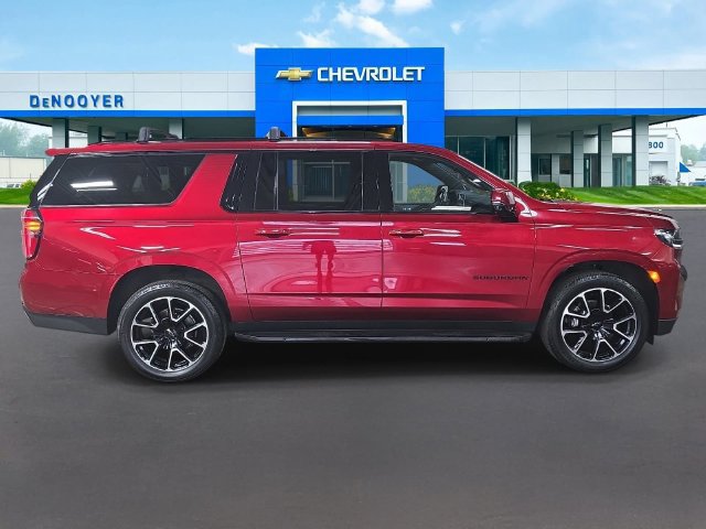 Used 2021 Chevrolet Suburban RST w/ Luxury Package AWD/4WD image 6