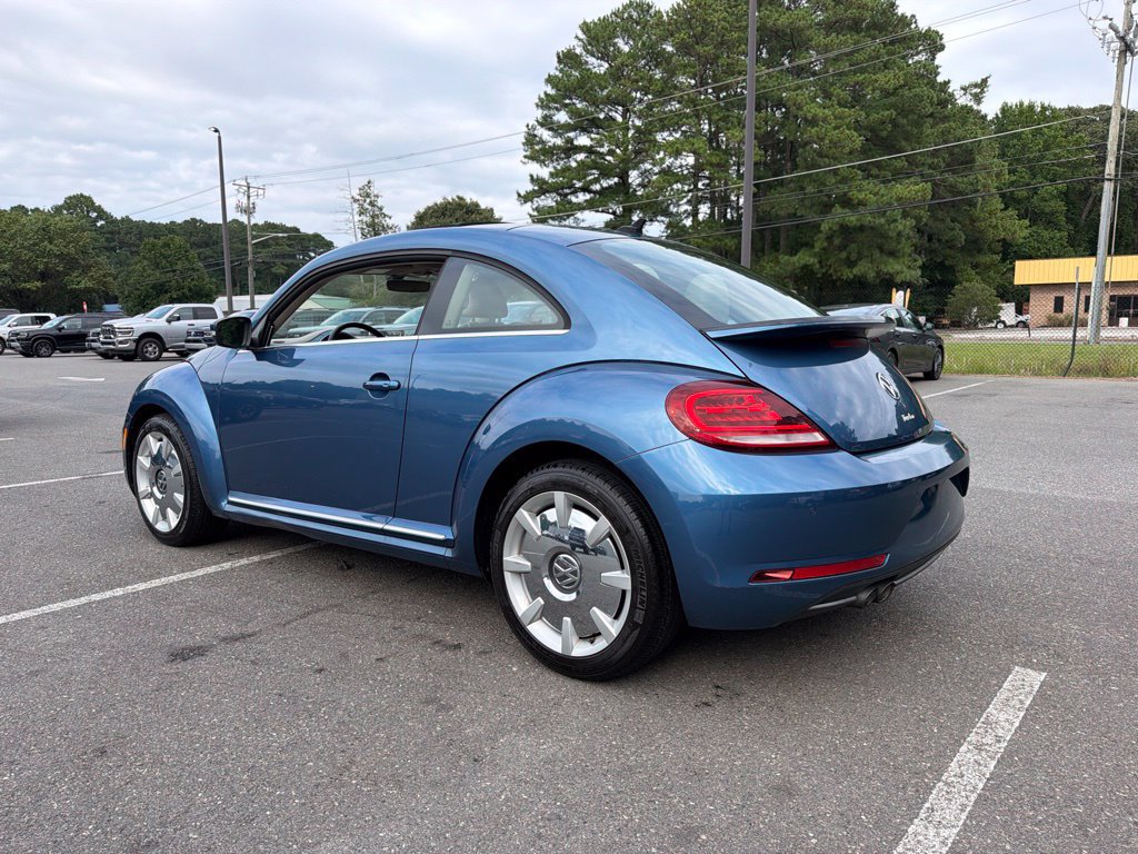 Used 2019 Volkswagen Beetle 2.0T SE w/ SE Premium Package FWD image 7