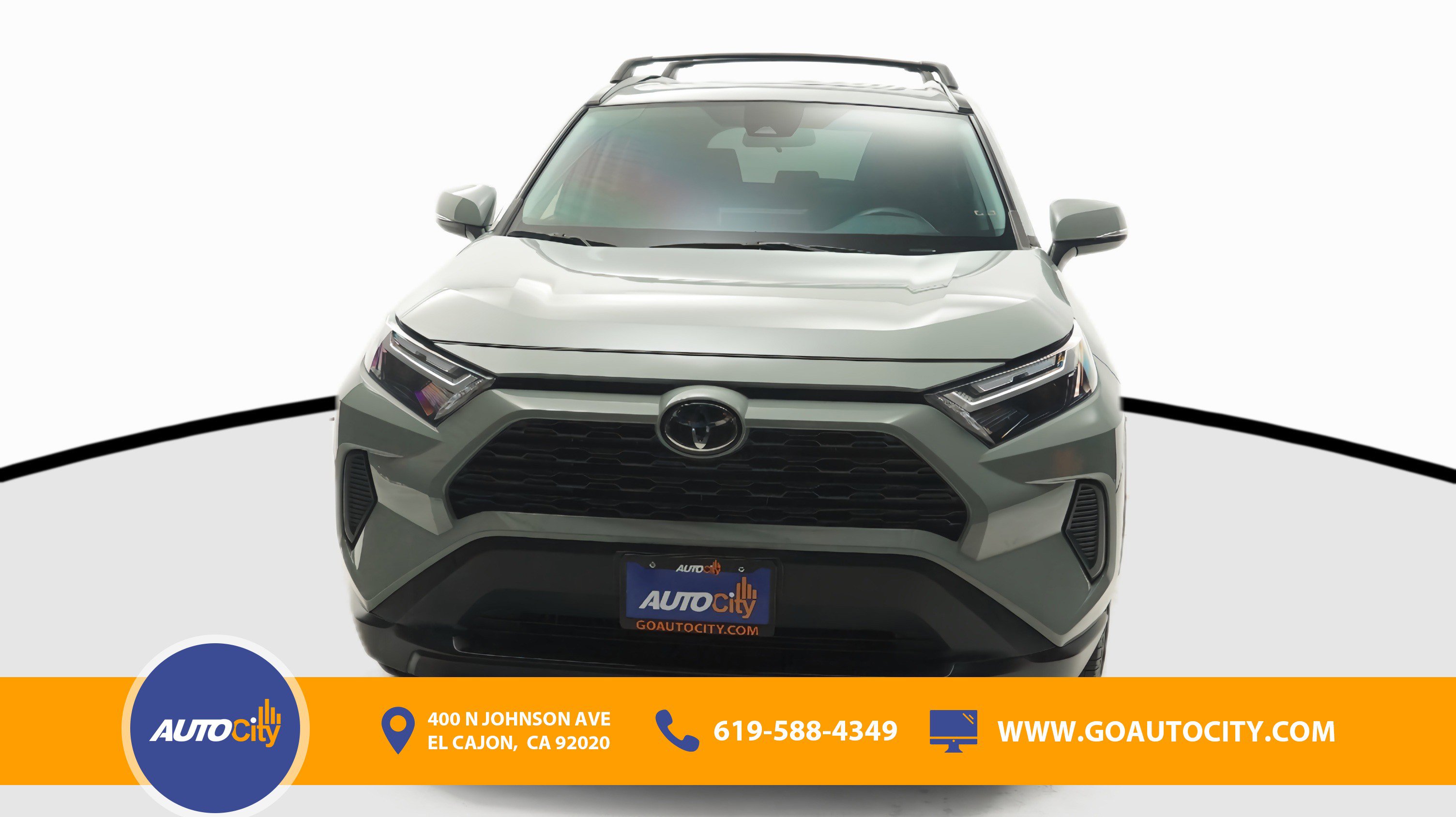 Used 2023 Toyota RAV4 XLE image 4