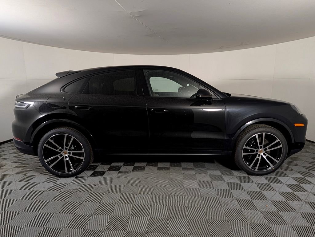 New 2026 Porsche Cayenne Coupe AWD/4WD image 8