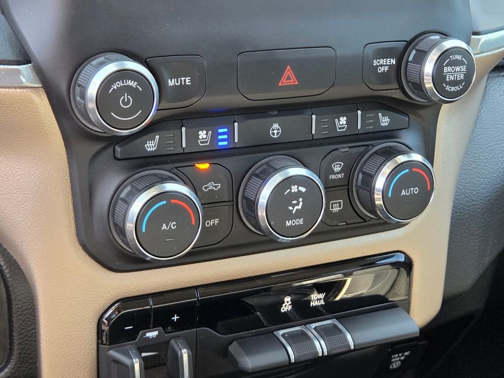 Used 2022 RAM 1500 Laramie RWD image 31