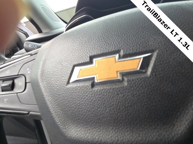 Used 2022 Chevrolet TrailBlazer LT w/ Convenience Package image 22