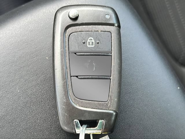 Certified 2024 Hyundai Venue SE FWD image 27