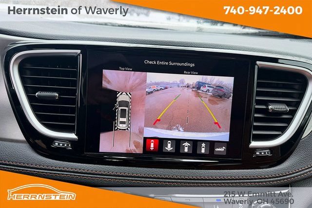 New 2026 Chrysler Pacifica Pinnacle FWD image 18