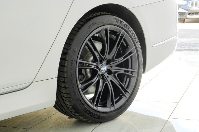 Used 2019 BMW 740i w/ Executive Package RWD image 64