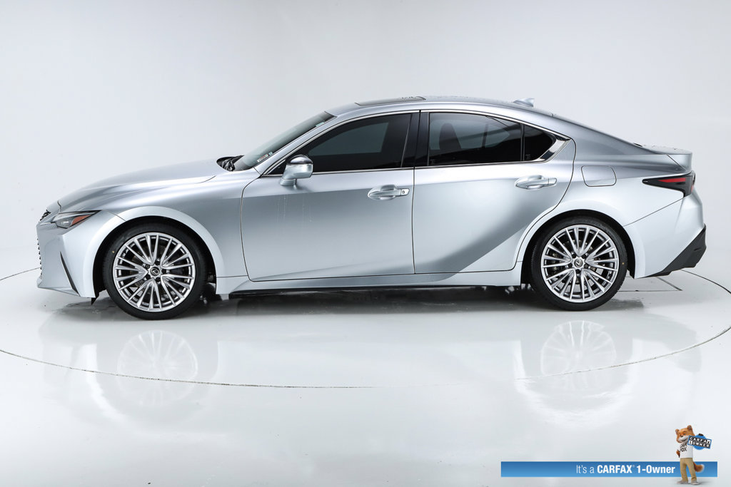 Used 2025 Lexus IS 300 w/ Premium Package RWD image 4