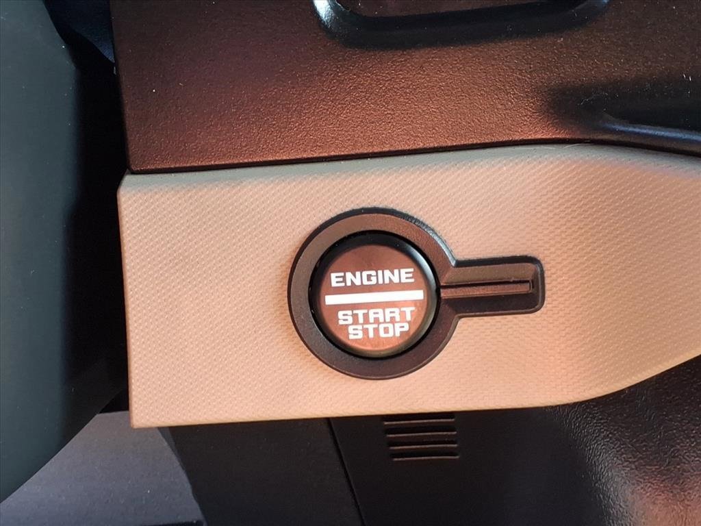 Used 2023 Ford Bronco Big Bend image 12