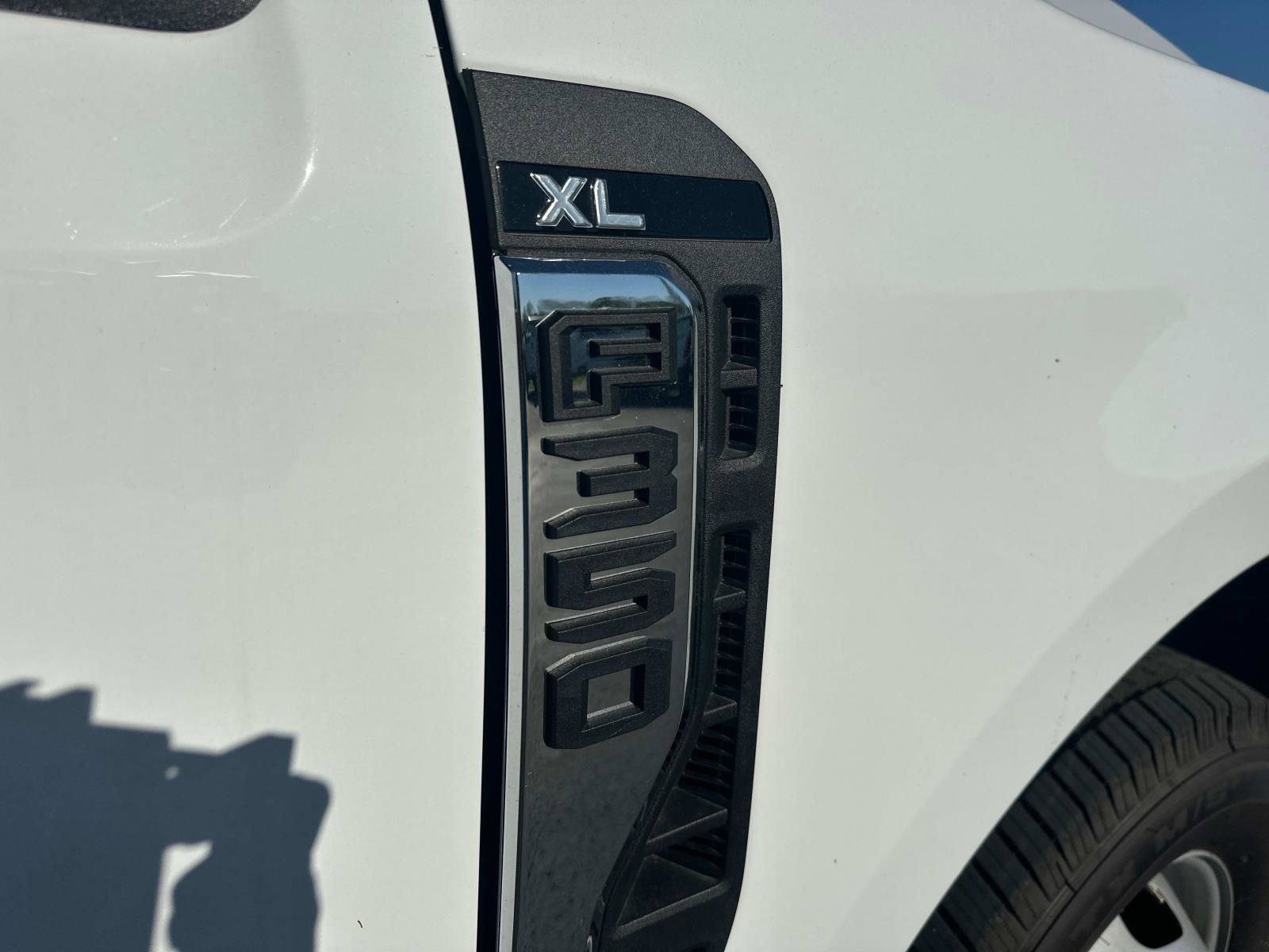 New 2024 Ford F350 XL w/ XL Chrome Package RWD image 32