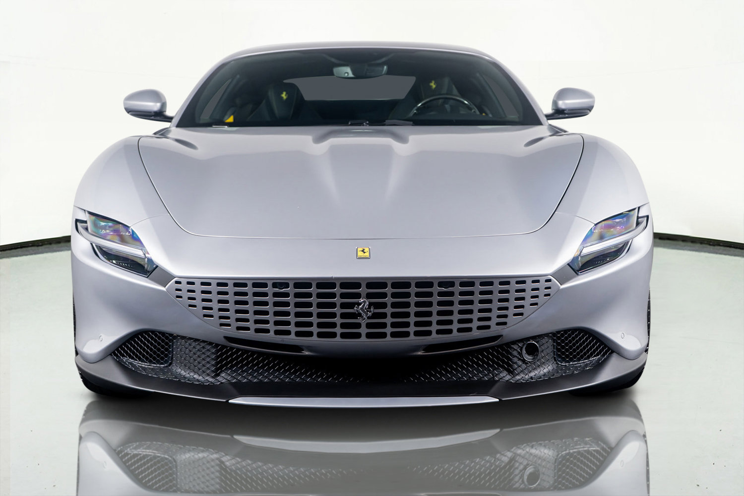 Used 2022 Ferrari Roma image 23