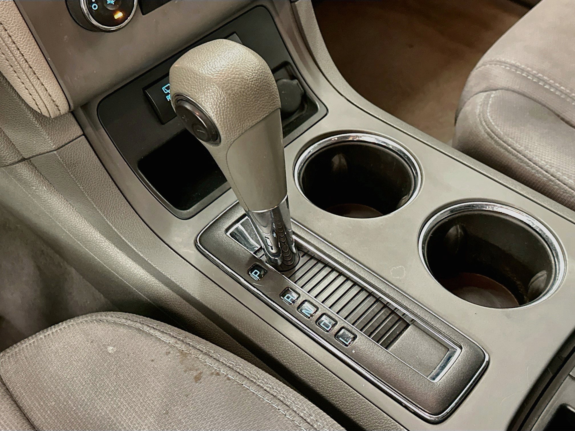 Used 2015 Chevrolet Traverse LS FWD image 24