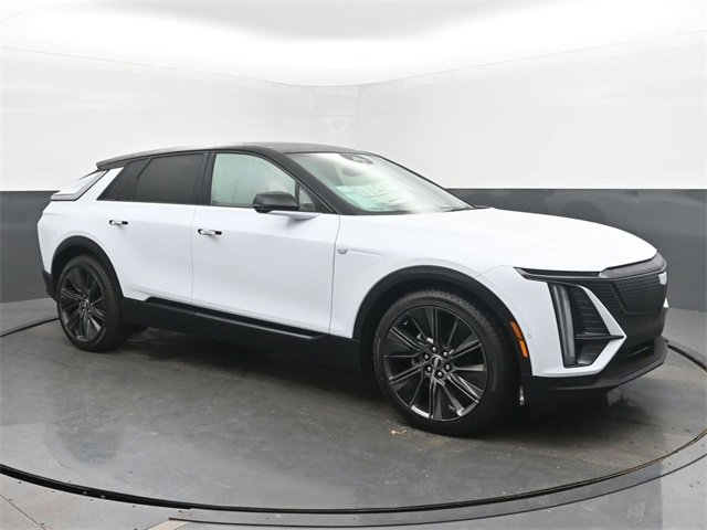 New 2026 Cadillac Lyriq Signature Sport image 7