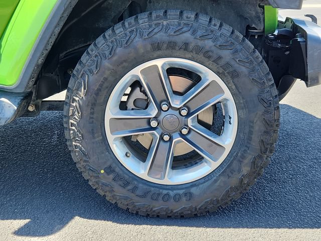 Used 2018 Jeep Wrangler Unlimited Sahara AWD/4WD image 22