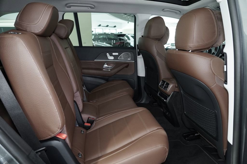 New 2026 Mercedes-Benz GLS 450 4MATIC image 13