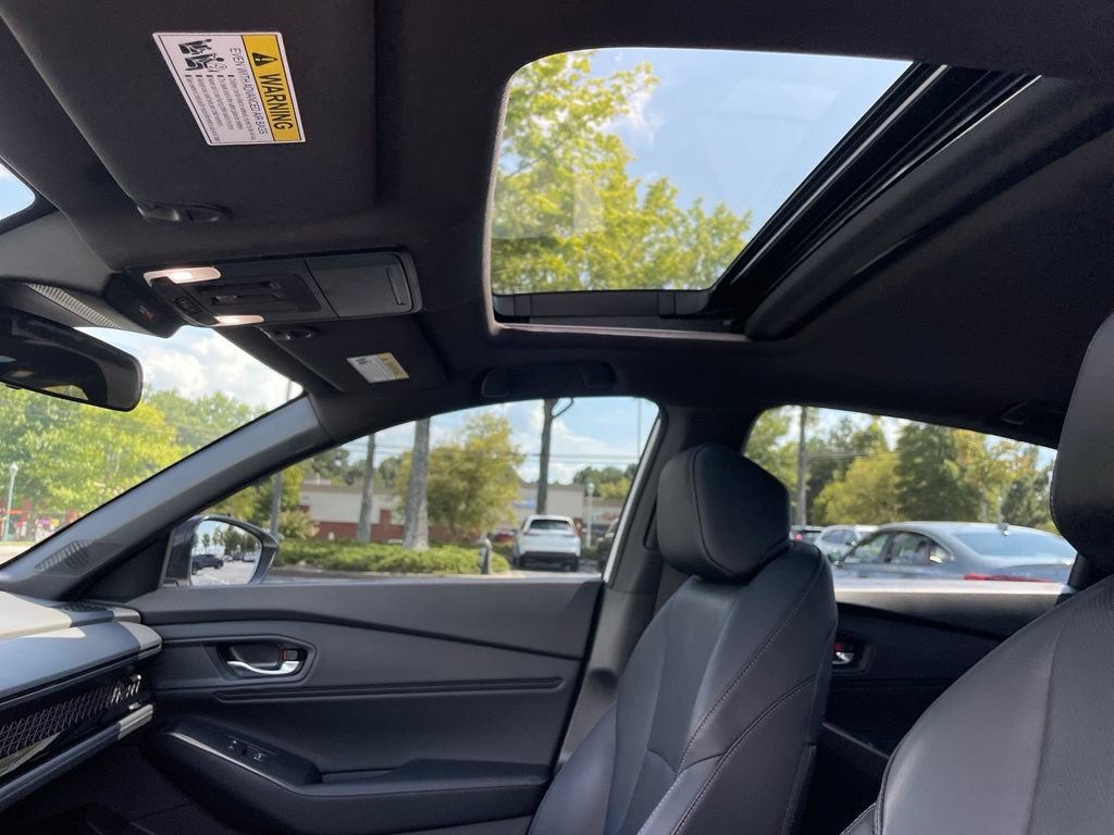Used 2023 Honda Accord Sport image 28