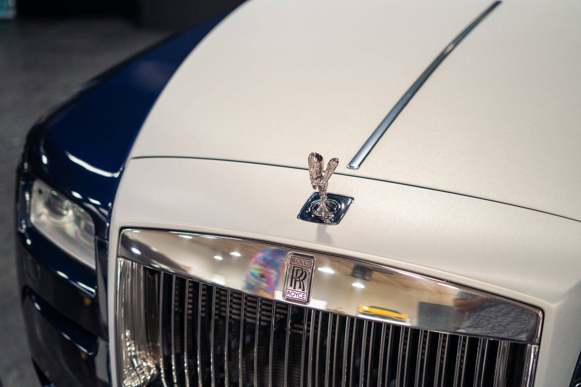 Used 2014 Rolls-Royce Wraith RWD image 3