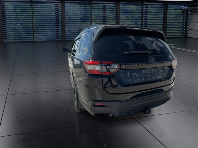 Used 2023 Honda Pilot Sport image 7