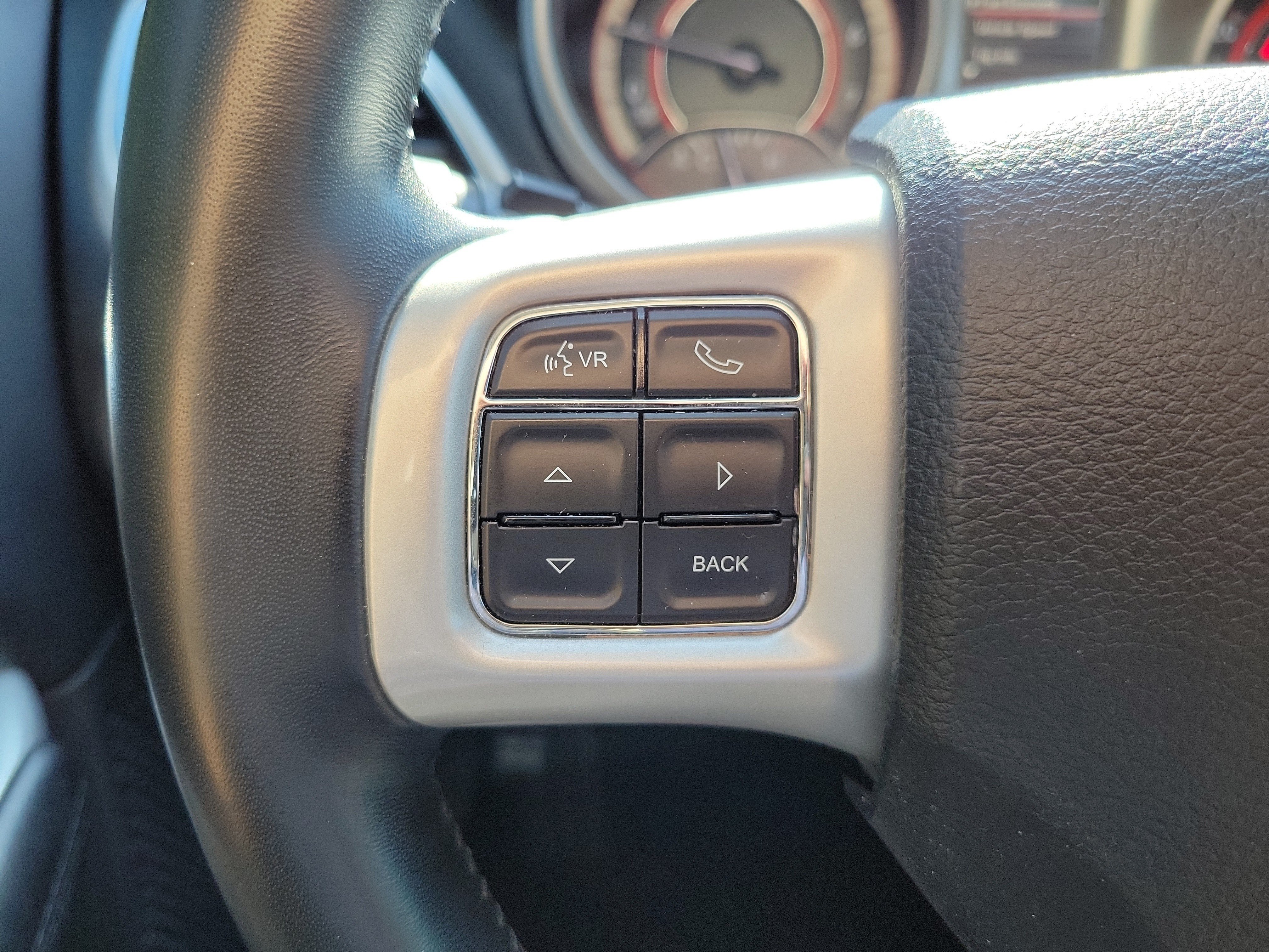 Used 2020 Dodge Journey SE w/ SE Popular Equipment Group FWD image 26