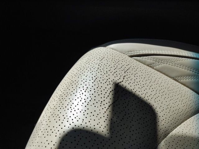 Used 2019 Toyota Avalon Limited image 8