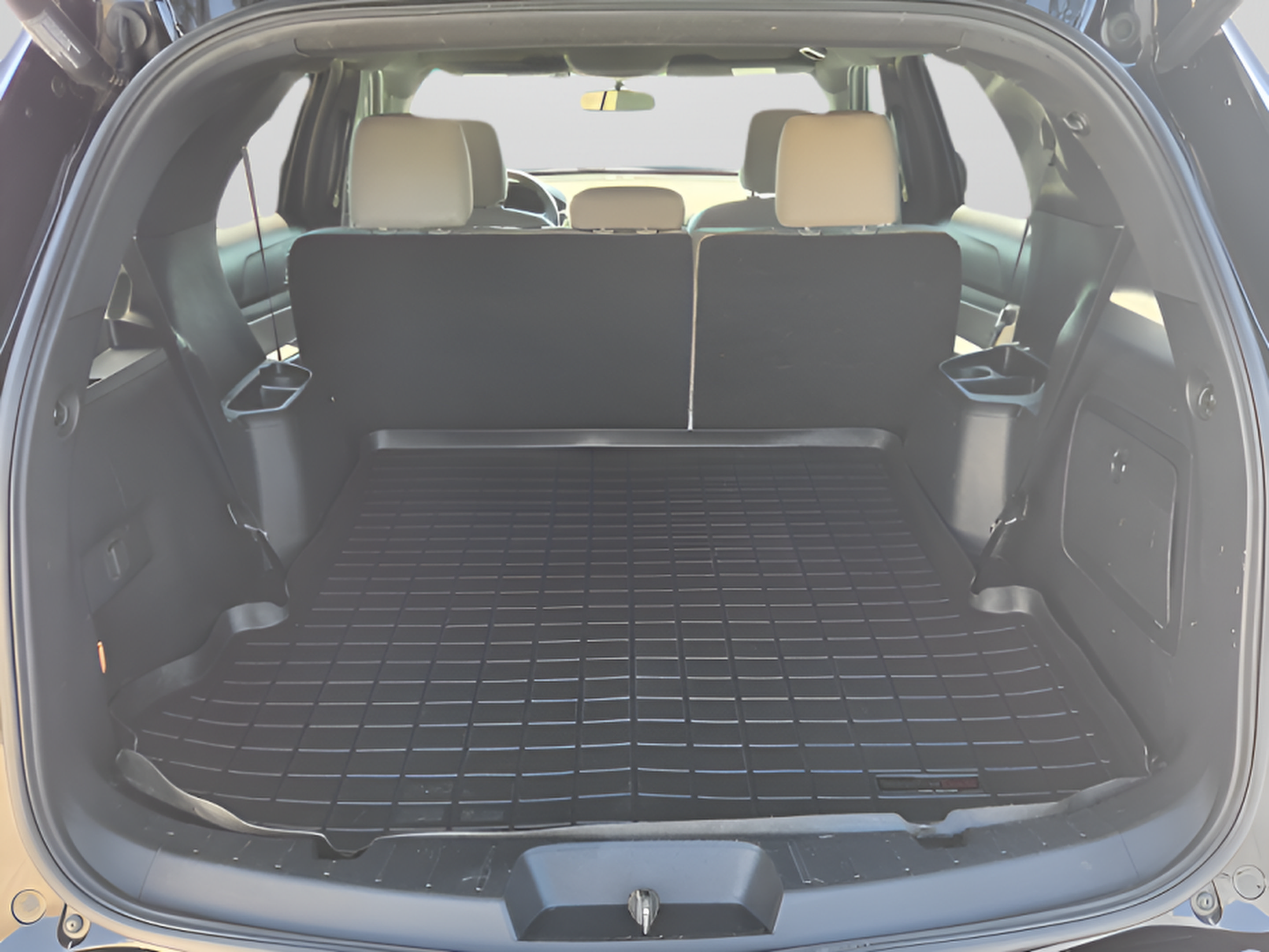 Used 2019 Ford Explorer XLT w/ Equipment Group 202A FWD image 13