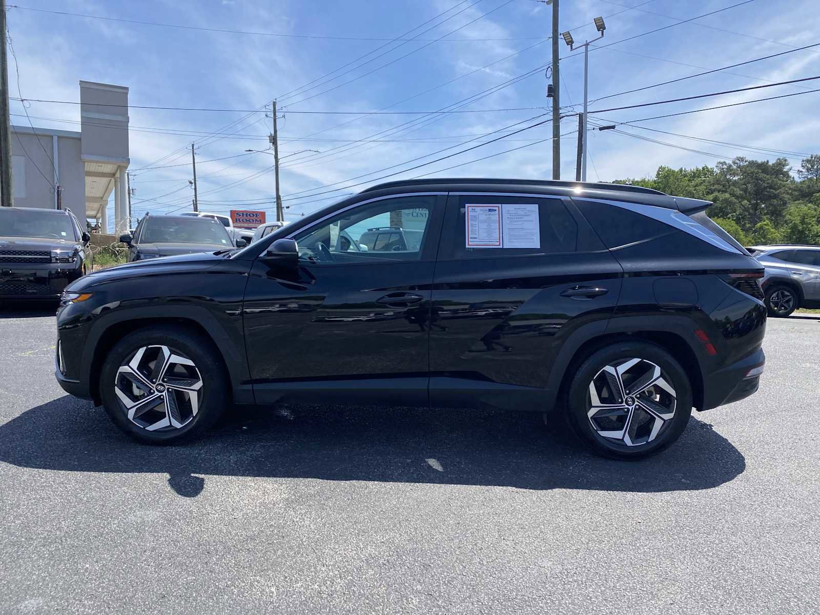 Certified 2023 Hyundai Tucson SEL w/ Convenience Package FWD image 8