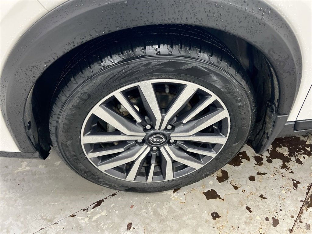 Used 2023 Nissan Kicks SV image 25