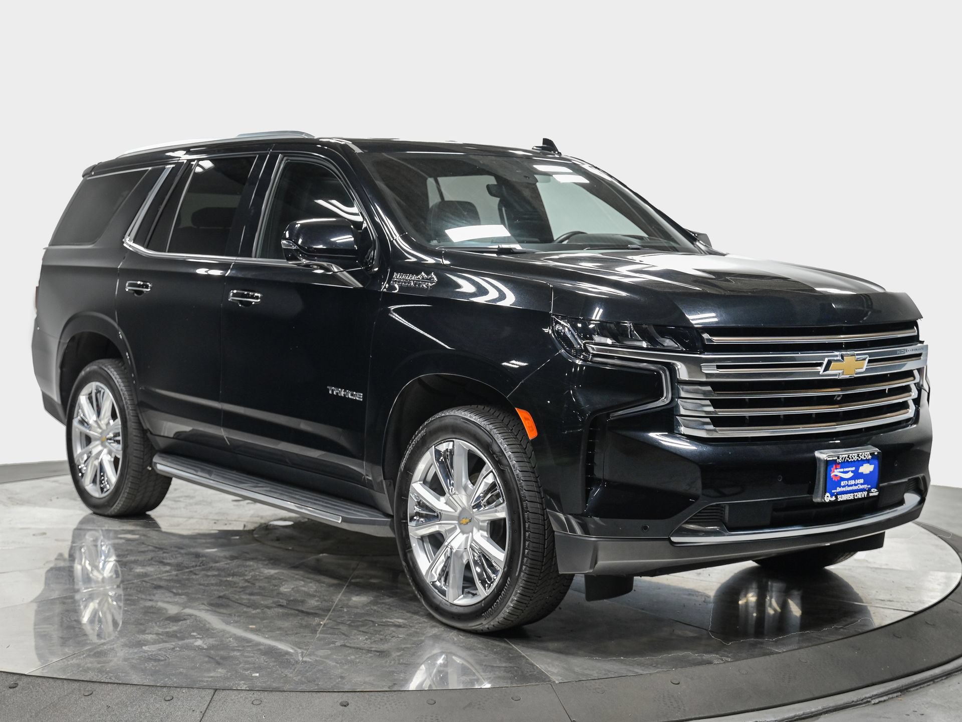 Used 2022 Chevrolet Tahoe High Country AWD/4WD image 9
