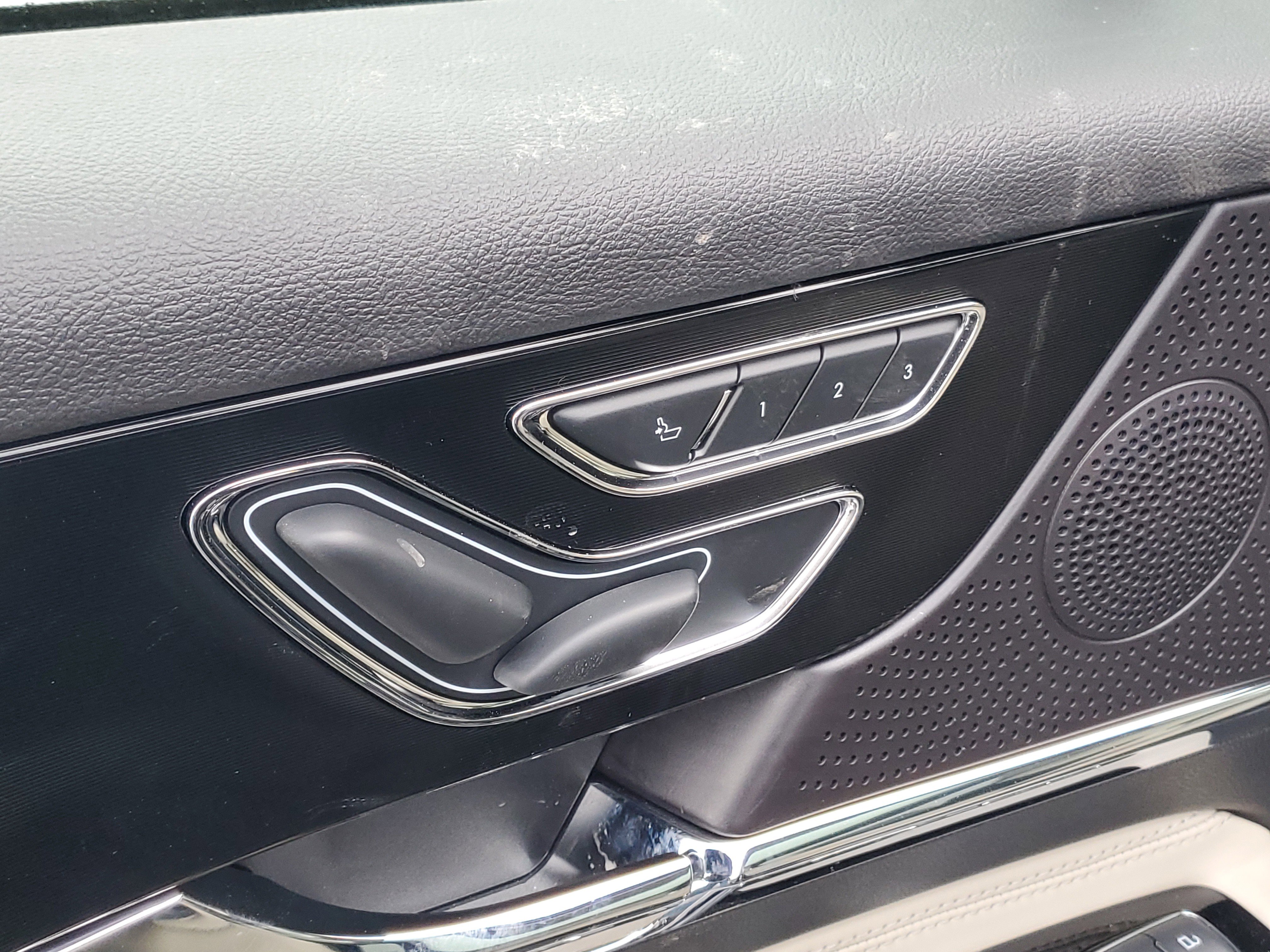 New 2025 Lincoln Corsair Reserve image 9