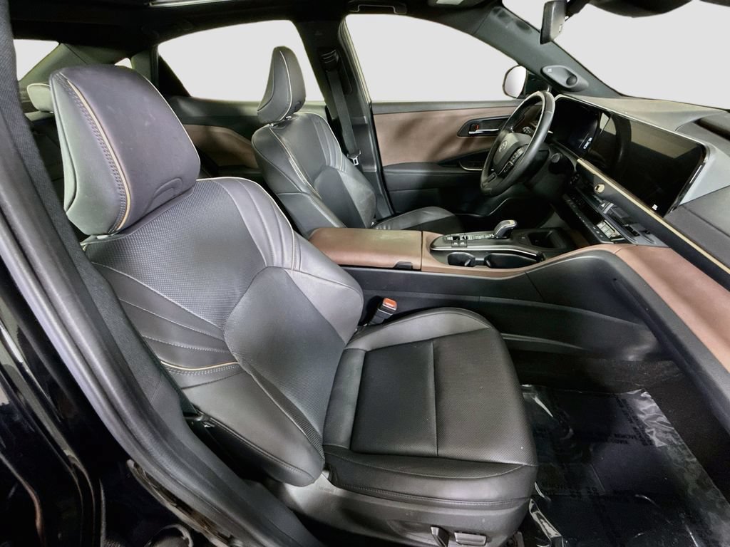 Certified 2023 Toyota Crown w/ Advanced Technology Package AWD/4WD image 33