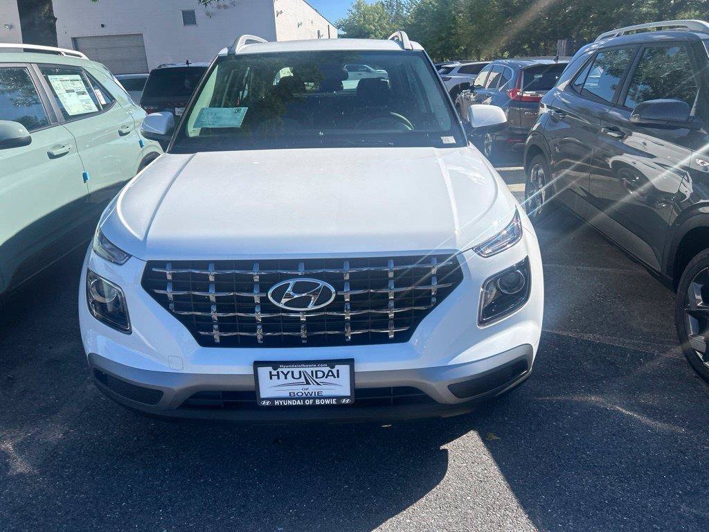 New 2026 Hyundai Venue SEL FWD image 9