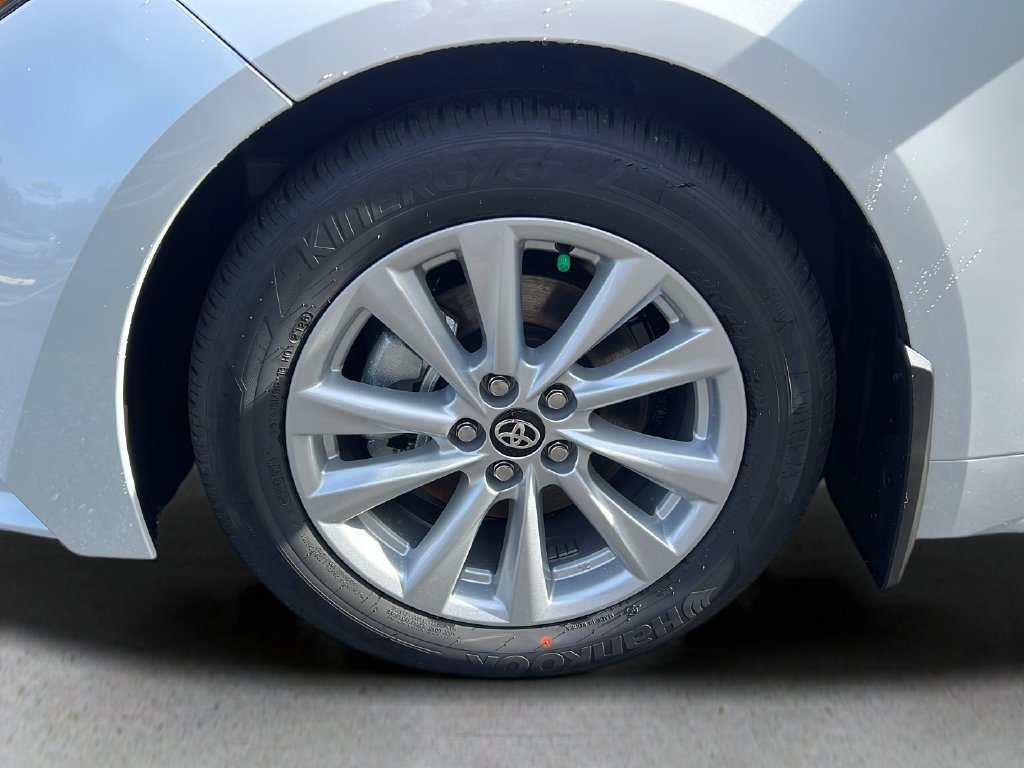 New 2027 Toyota Corolla LE w/ LE Premium Package FWD image 9