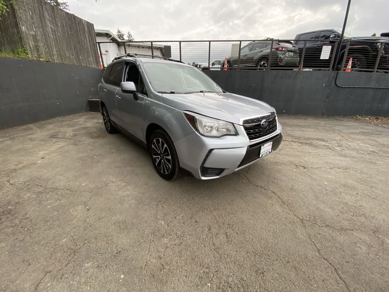 Used 2017 Subaru Forester 2.0XT Premium AWD/4WD image 8