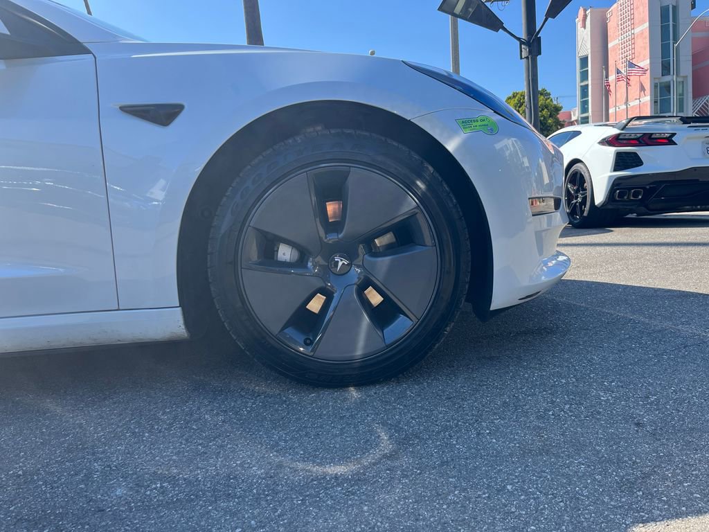 Used 2023 Tesla Model 3 Standard Range RWD image 6