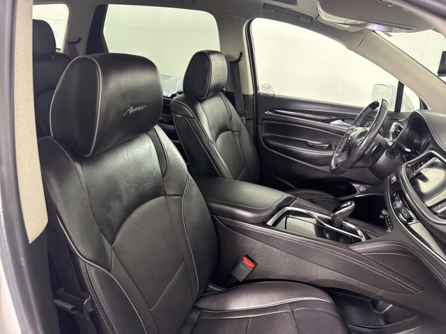 Used 2020 Buick Enclave Avenir w/ Avenir Technology Package image 14