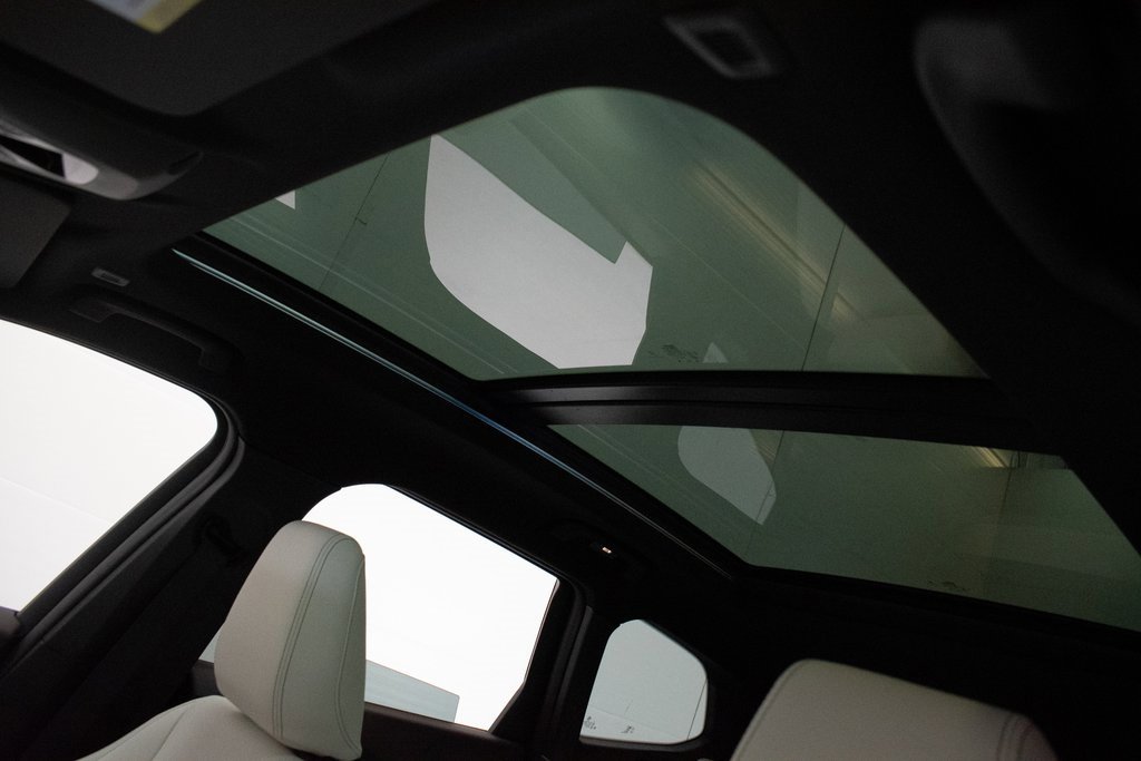 New 2026 BMW X1 xDrive28i w/ Technology Package image 23