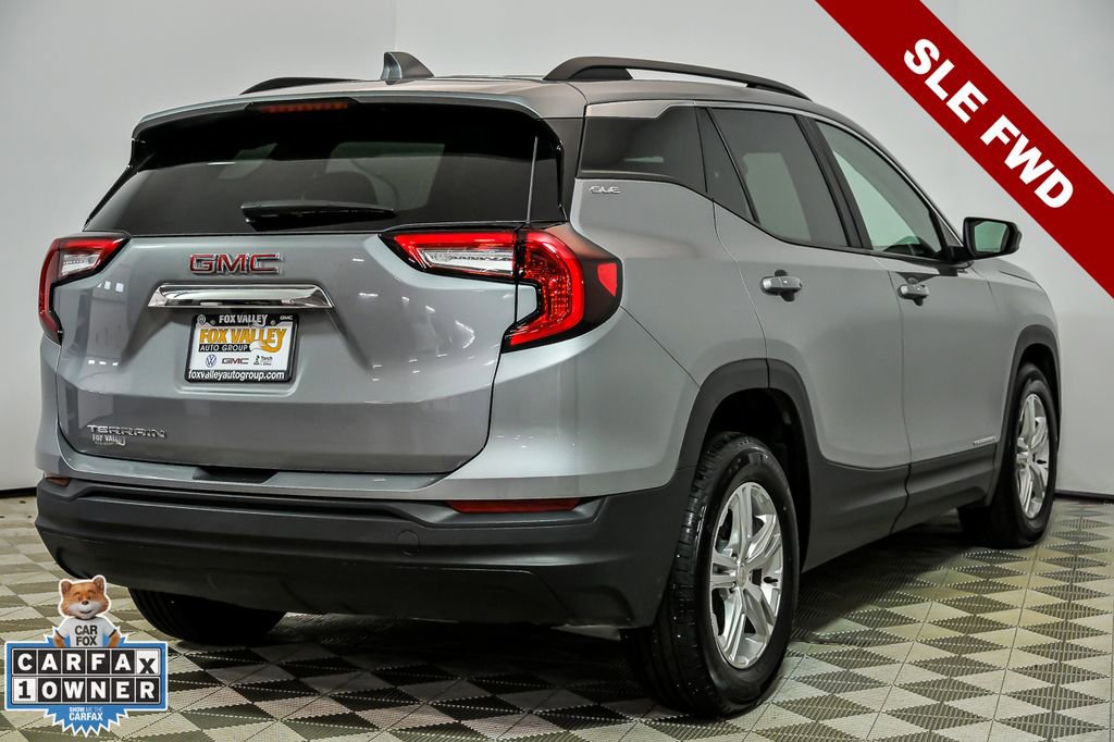 Used 2024 GMC Terrain SLE w/ Driver Convenience Package FWD image 8
