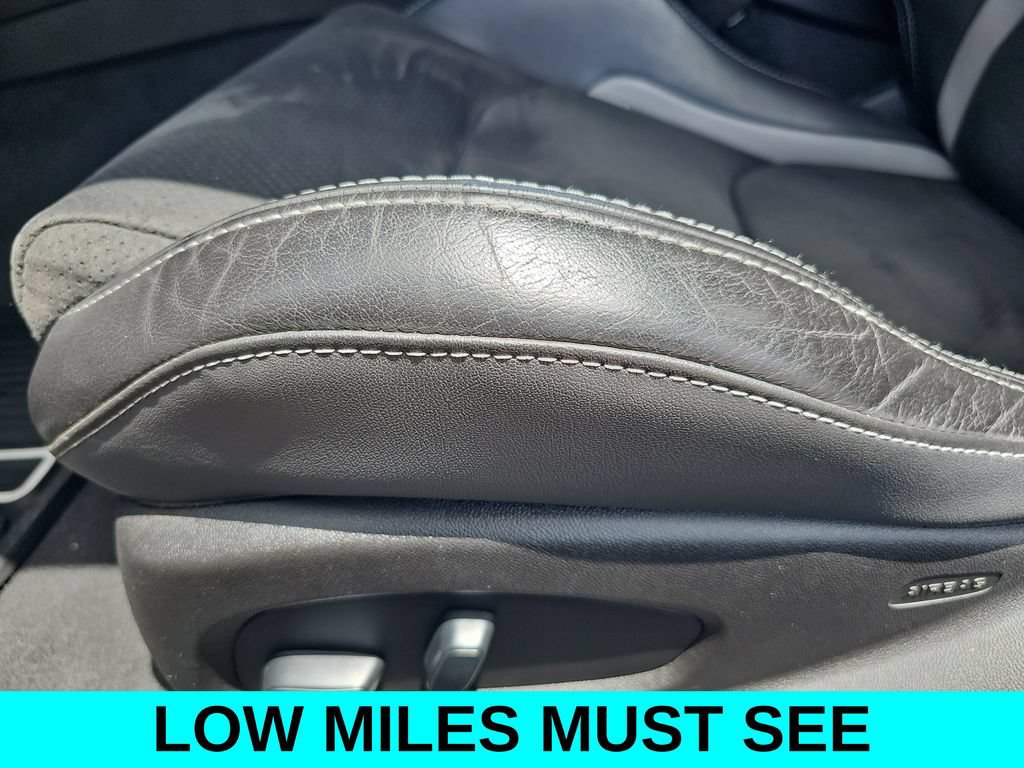 Used 2019 Chevrolet Camaro SS RWD image 28