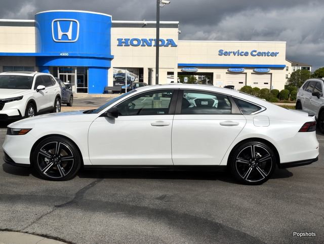 Used 2025 Honda Accord Sport image 6