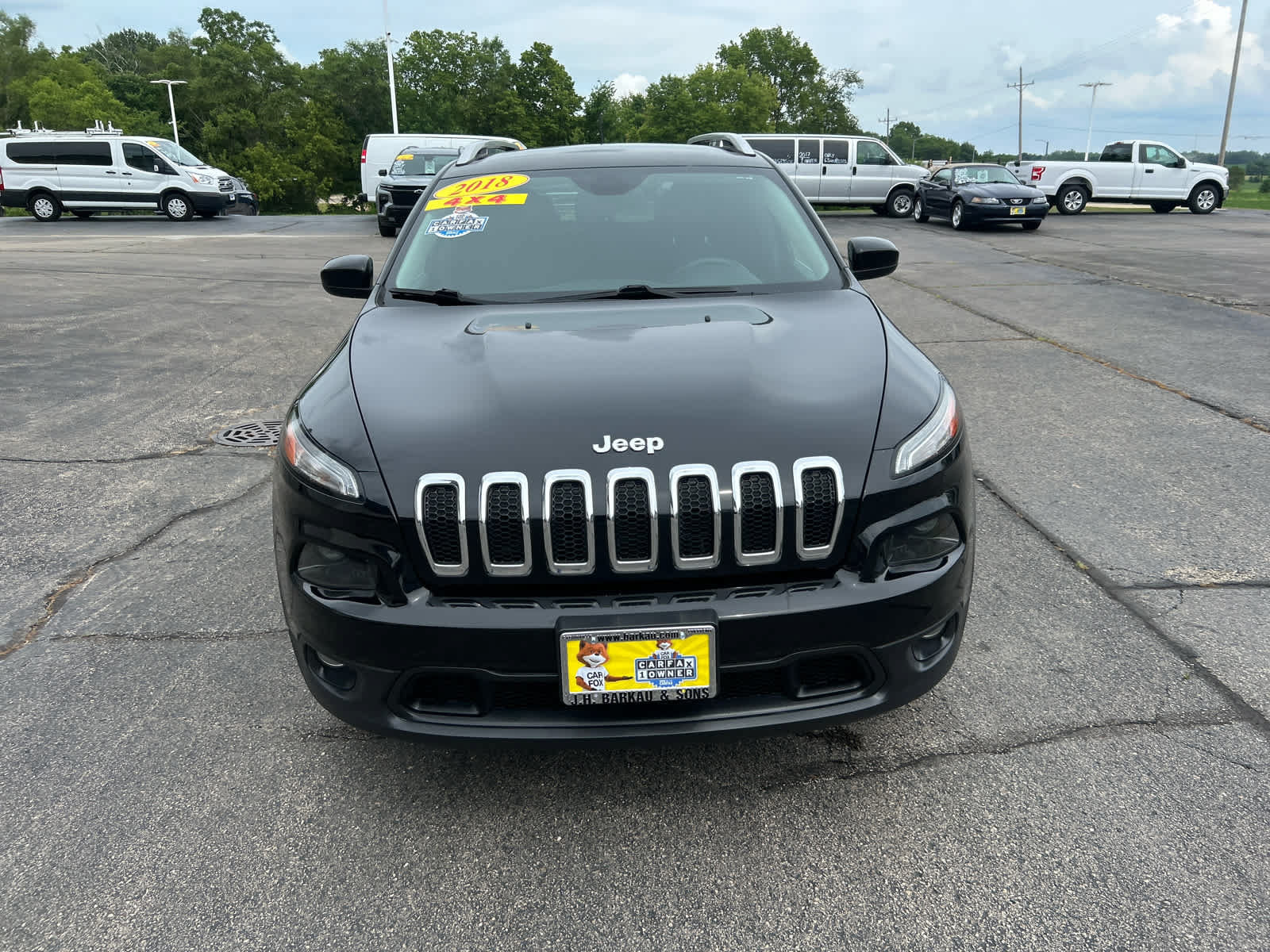 Used 2018 Jeep Cherokee Latitude w/ Safety Group AWD/4WD image 7