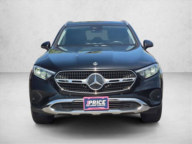 Used 2023 Mercedes-Benz GLC 300 4MATIC image 2