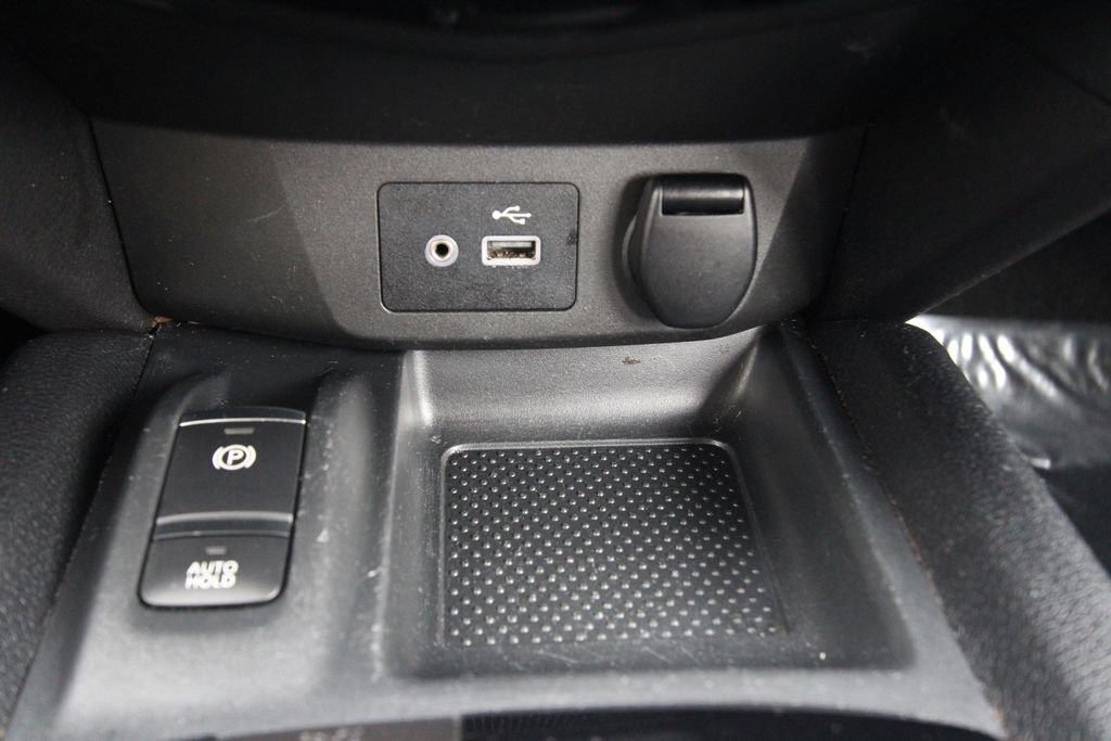 Used 2022 Nissan Rogue Sport SV w/ Technology Package AWD/4WD image 26