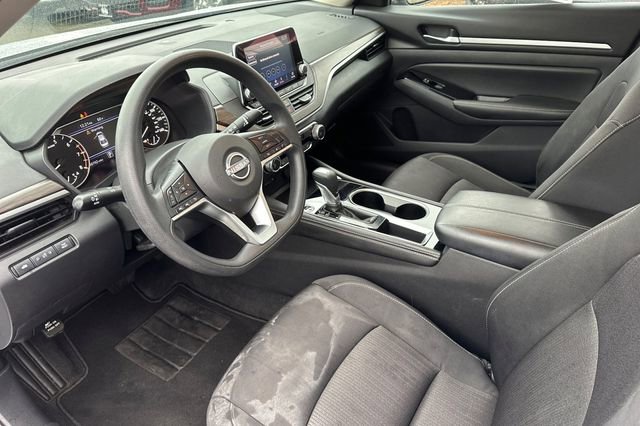 Used 2023 Nissan Altima 2.5 SV image 10