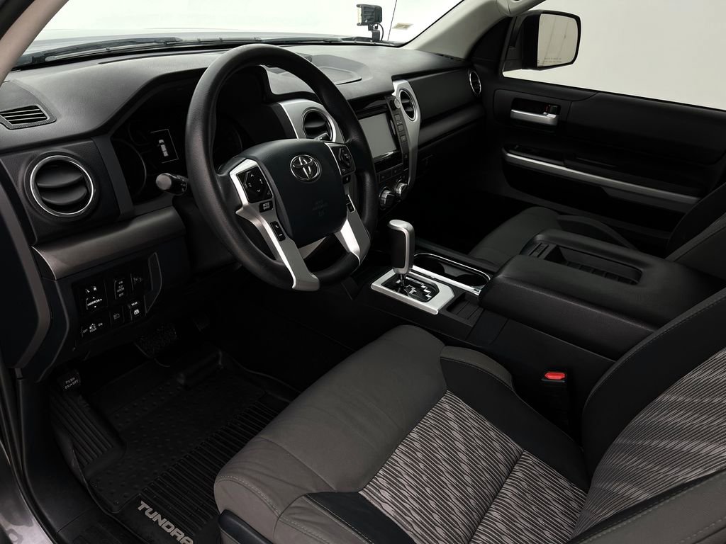 Used 2018 Toyota Tundra SR5 image 13